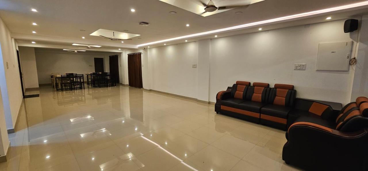 Blueway Residency Downtown Hotel Thiruvananthapuram Exterior photo
